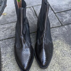 Podere Black Western Ankle Boots new 7.5